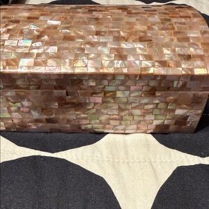 Iridescent Mother of Pearl Jewelry Box in Pink